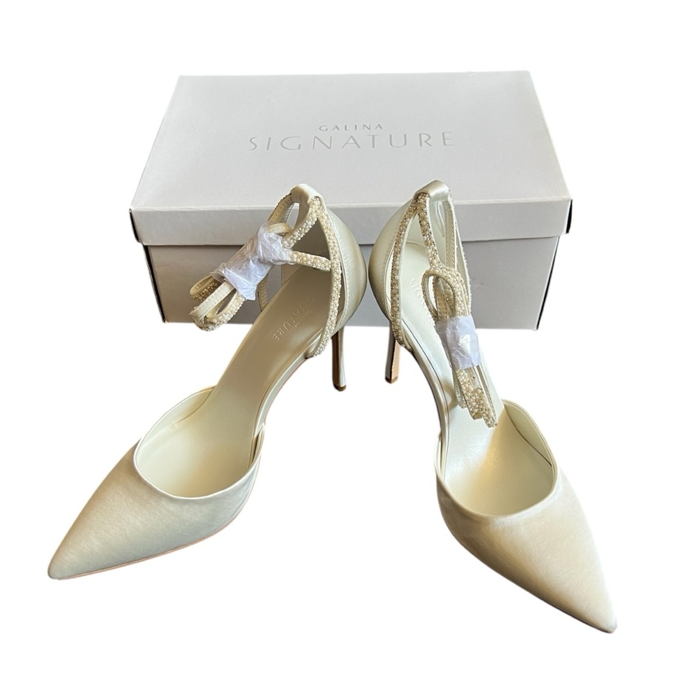 Galina Signature Pearl And Crystal Moxxi Bridal Pumps Satin Wedding Heels NWB 9M
